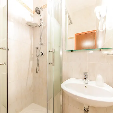Downtown 4* Roma